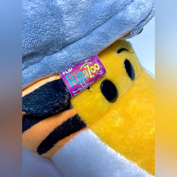 Toy 2 in 1 Reversible Plush Stuffed Animal Theodore Tiger Emma Elephant FlipZoo - Picture 9 of 15